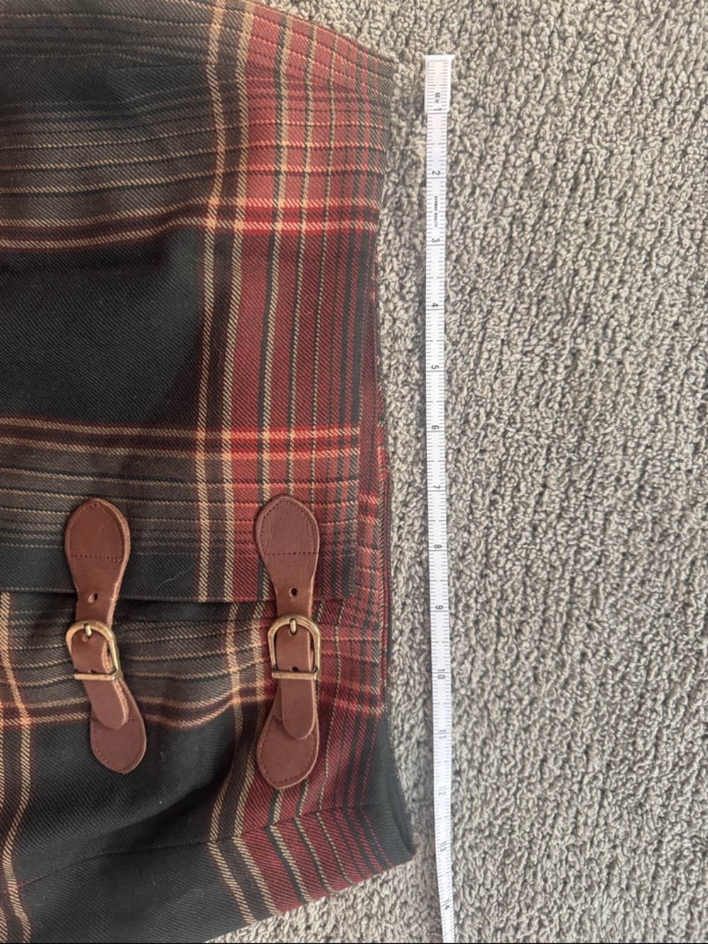 Lauren Ralph Lauren 100% wool plaid wrap skirt leather buckle detail - Picture 10 of 11